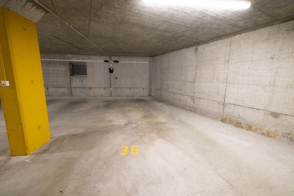 Tiefgaragenplatz in Ecklage (überdurchschnittlich gross)