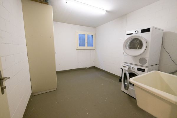 Eigene Waschküche mit Waschturm